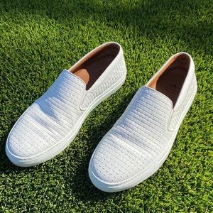 Aquatalia Made in Italy Leather Size 10 slip on sneakers